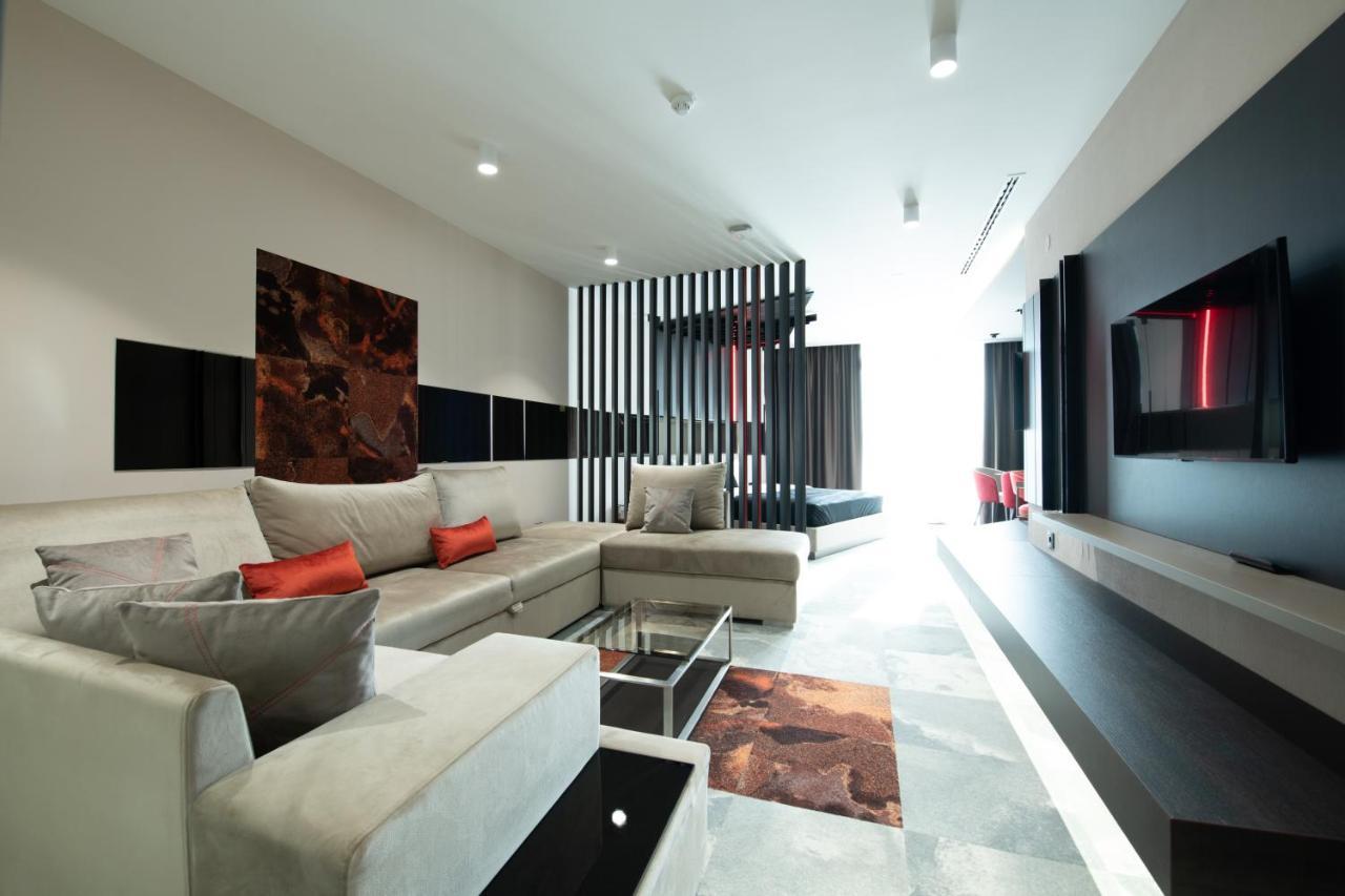 Hotel Zeneva Lux Kragujevac Dış mekan fotoğraf