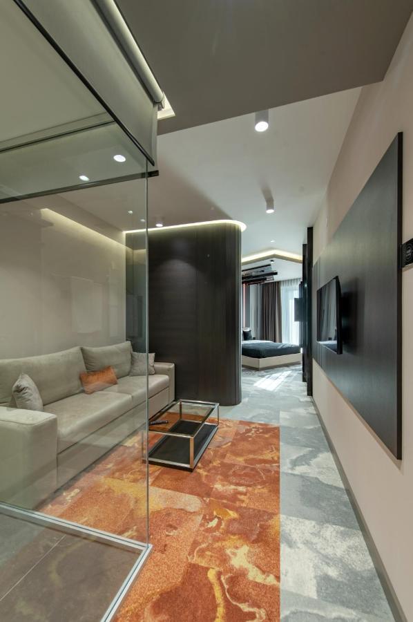 Hotel Zeneva Lux Kragujevac Dış mekan fotoğraf