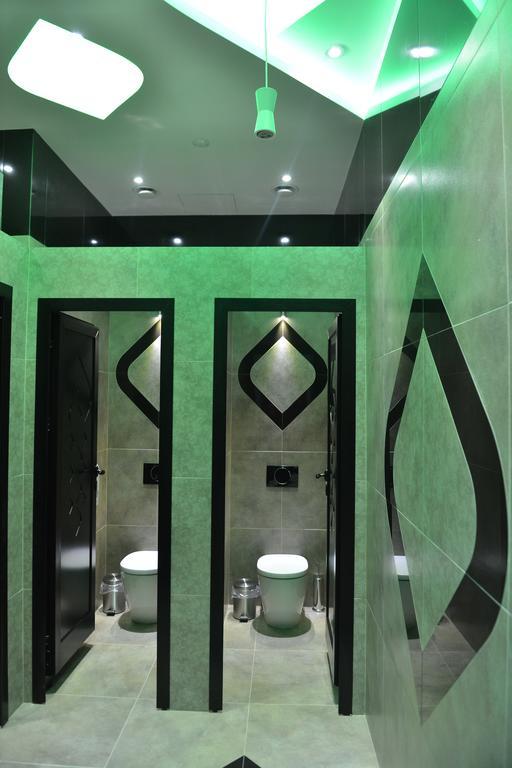 Hotel Zeneva Lux Kragujevac Dış mekan fotoğraf